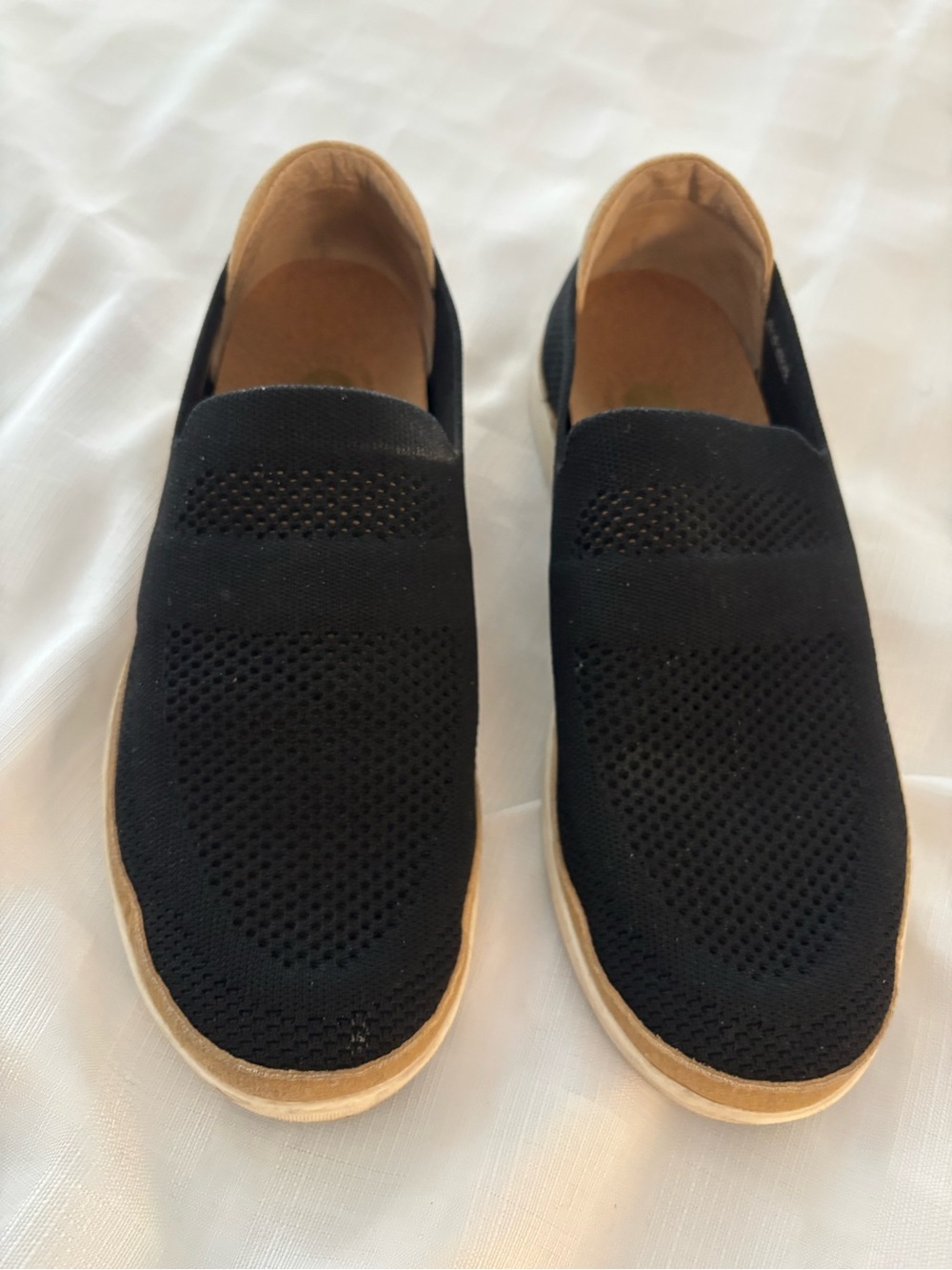 REVITALIGN Black Knit Slip-On Loafers